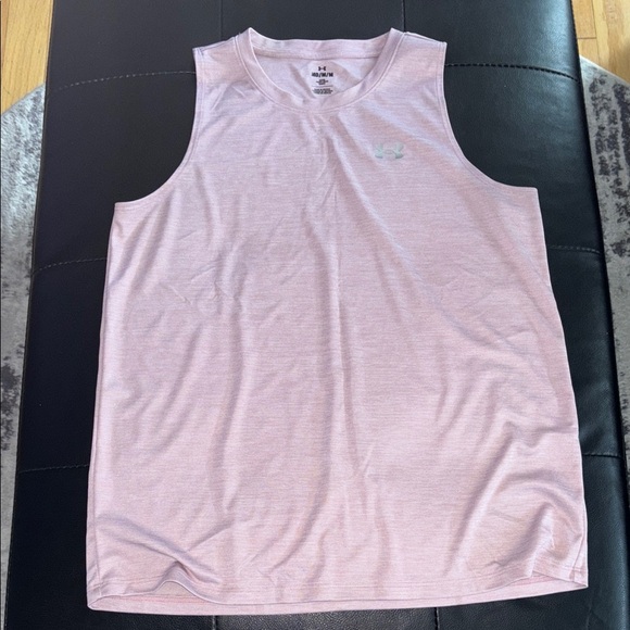 Under Armour Light Pink Sleeveless Loose Fit Tank Top - Picture 1 of 3